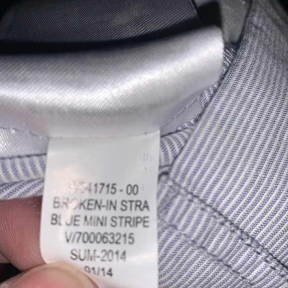 Khakis by GAP. Broken-In Straight. Size 0. 100% Cotton. Blue Mini Stripe. - Picture 8 of 9